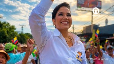 Procuraduría suspendió a la alcaldesa de San Onofre por presunta participación en política