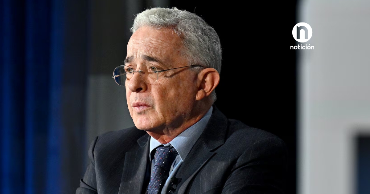 Álvaro Uribe, cuestiona aplazamiento de audiencias y denuncia falta de garantías para su defensa